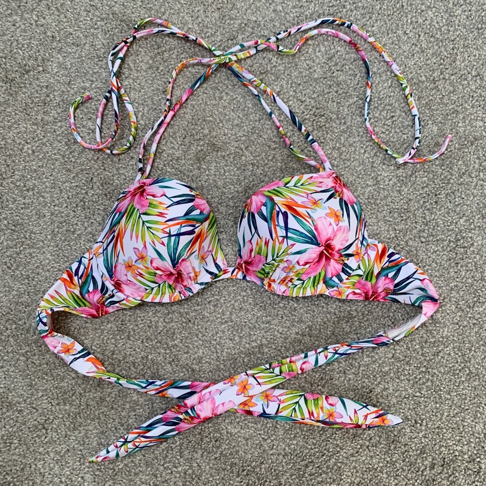 Target push-up bikini top
